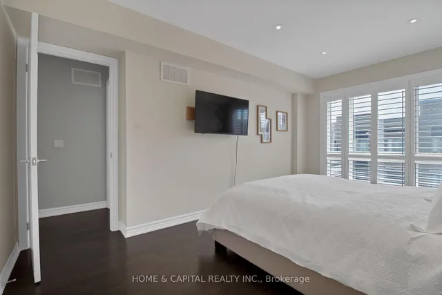 Additional image 21 of 3051 BLACKTUSK Common