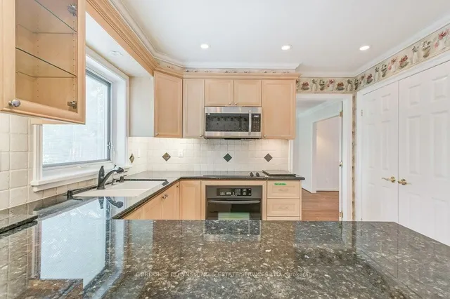 Additional image 17 of 25 Mount Forest Dr