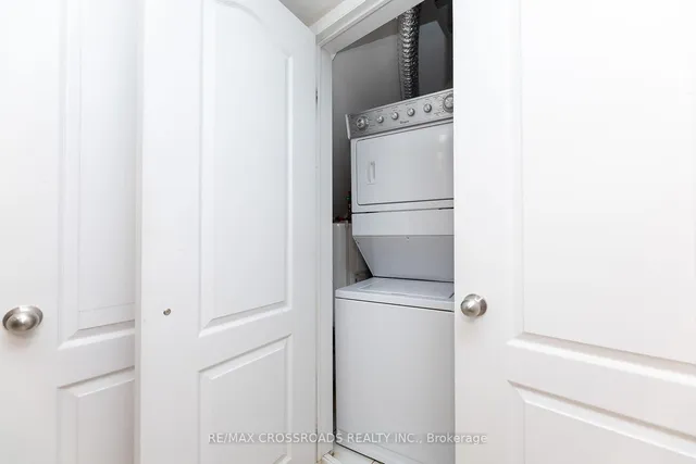 Additional image 28 of 2492 Post Rd Unit 7