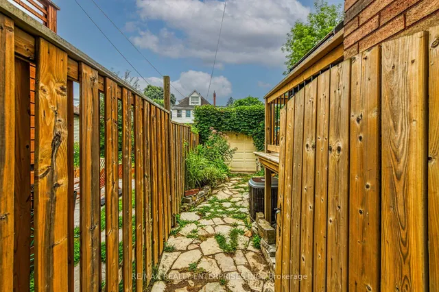 Additional image 47 of 67 Kensington Ave