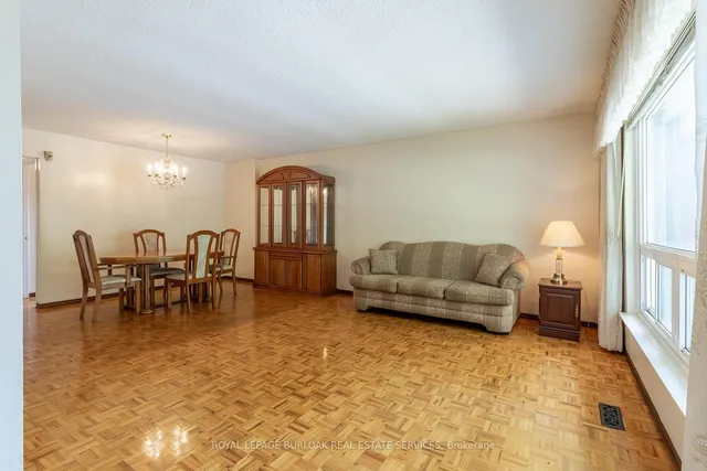 Additional image 7 of 3072 Parkgate Cres