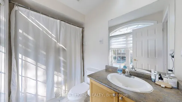 Additional image 29 of 588 Warhol Way