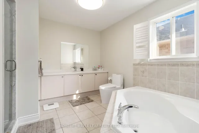 Additional image 25 of 43 Schooner Dr