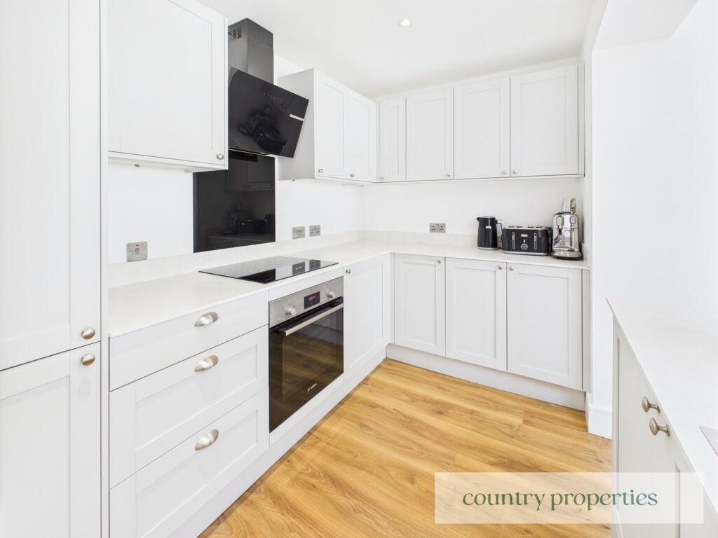 Additional image 11 of Howlands, Welwyn Garden City, AL7