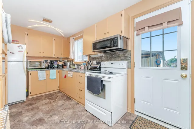 Additional image 12 of 107 Guildford Cres