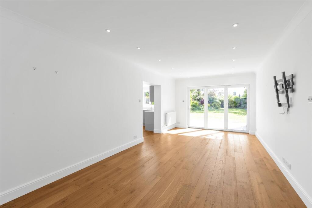 Additional image 6 of Roundwood Park, Harpenden