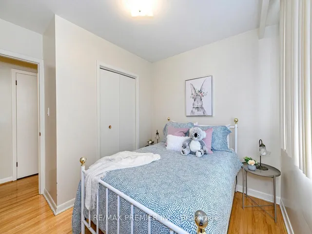 Additional image 10 of 7 Lantos Crt