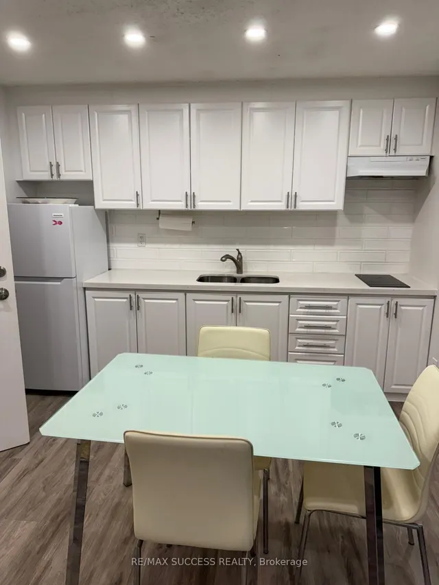 Additional image 39 of 32 Martindale Cres