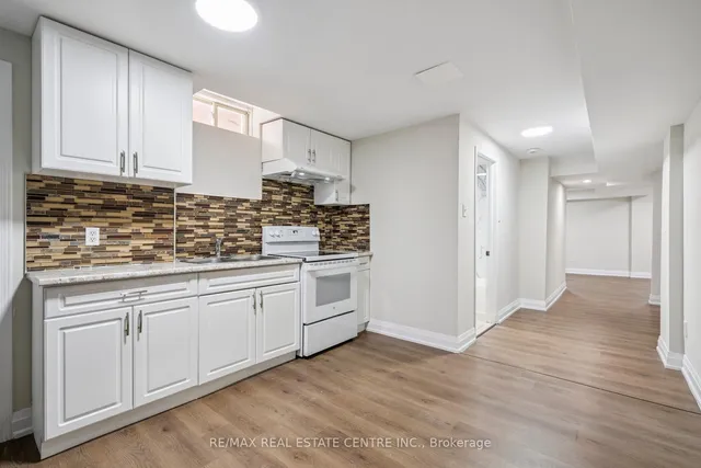 Additional image 37 of 39 Four Seasons Circ