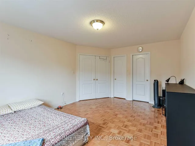 Additional image 15 of 23 Wall St