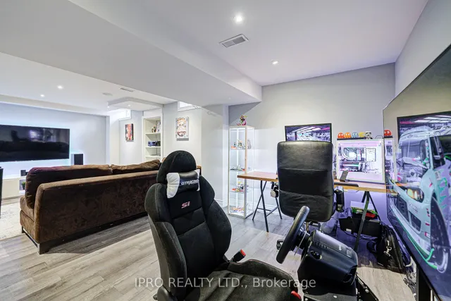 Additional image 41 of 29 Teal Crest Circ