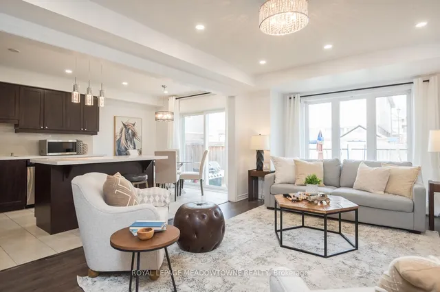 Additional image 12 of 335 Gooding Cres