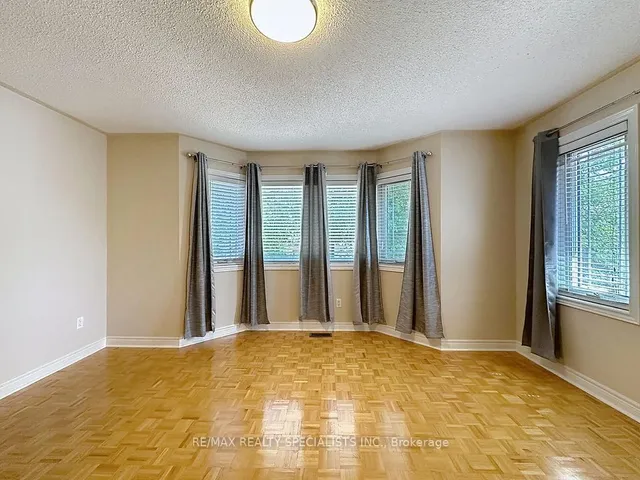 Additional image 33 of 9 Siesta Crt