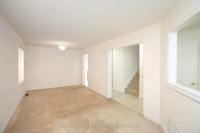 Additional image 15 of 5 Todmorden Dr