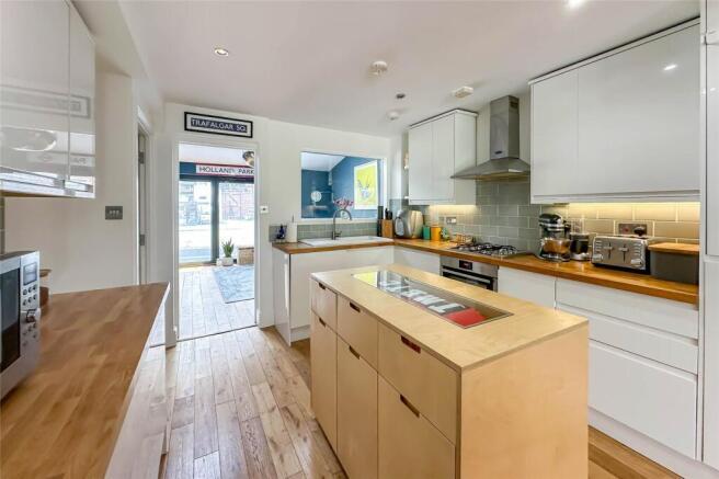 Additional image 5 of Batchwood Drive, St. Albans, Hertfordshire, AL3 5SB