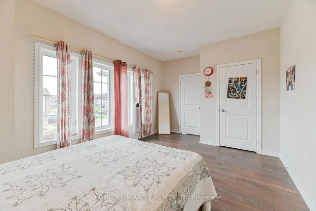 Additional image 37 of 9 Bavenden Cres