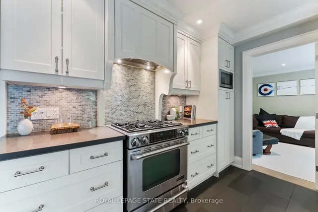 Additional image 17 of 1511 Jasmine Cres