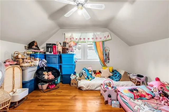 Additional image 26 of 59 Cloverdale Ave