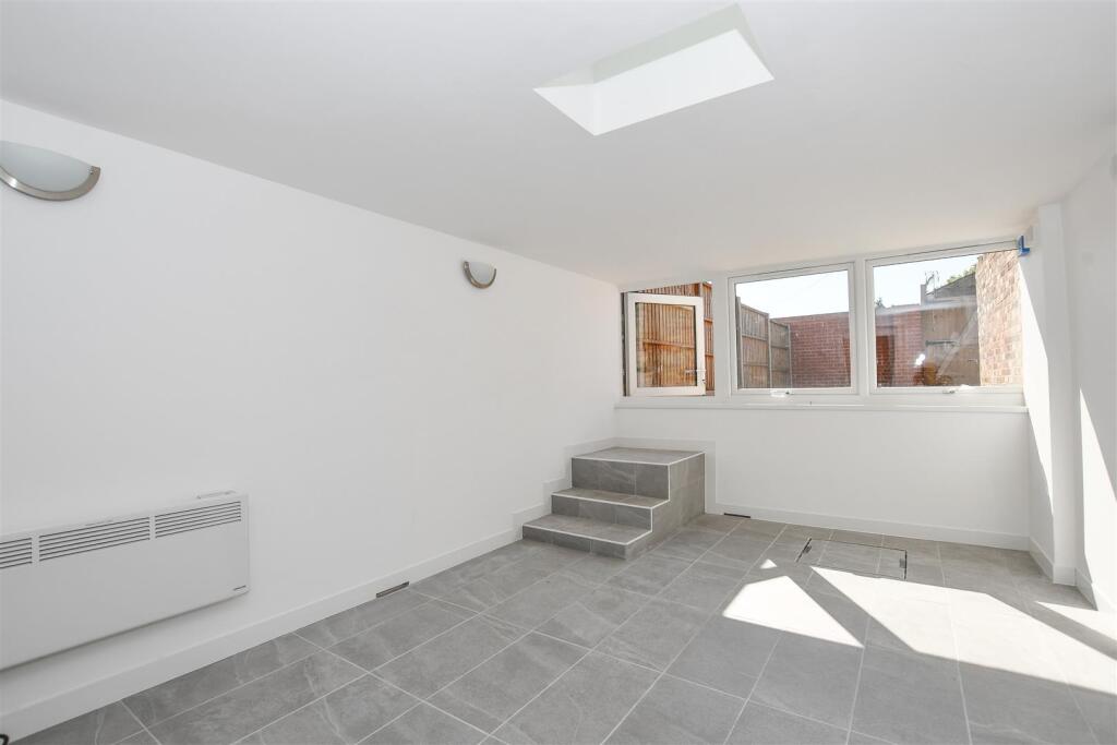 Additional image 5 of Cotlandswick, London Colney, St Albans