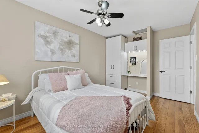 Additional image 20 of 11 Harrisford St Unit 122