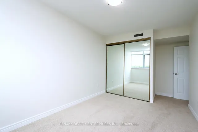 Additional image 40 of 1359 White Oaks Blvd Unit 608