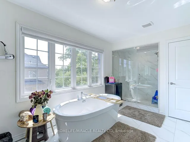 Additional image 23 of 8 Jenwood Cres