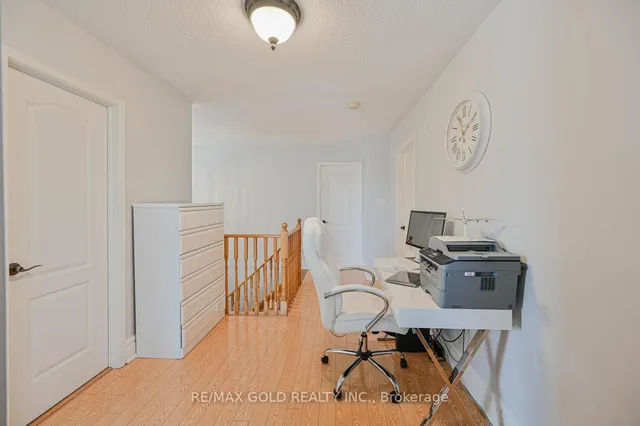 Additional image 24 of 1 Bumblebee Cres