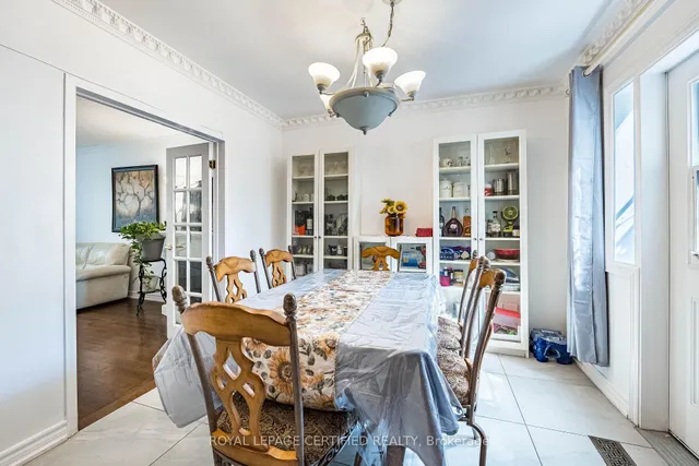 Additional image 16 of 125 Mcmurchy Ave