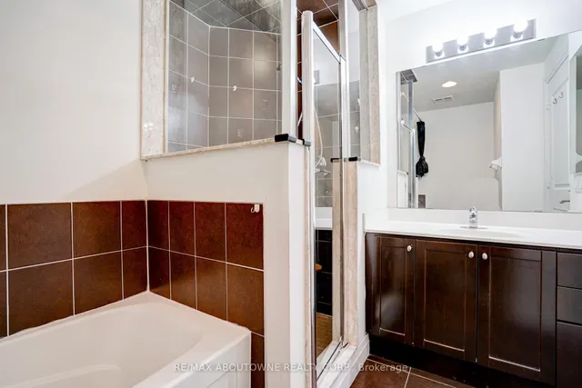 Additional image 24 of 90 Absolute Ave Unit 2705