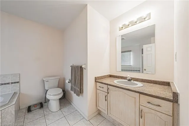 Additional image 20 of 81 Jacqueline Blvd