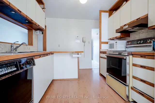 Additional image 12 of 2151 Falmouth Terr