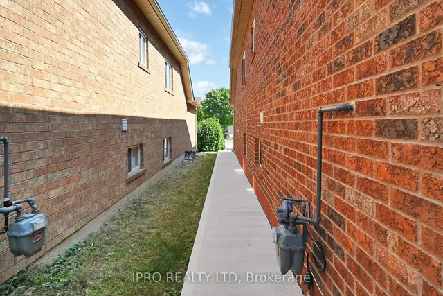 Additional image 40 of 36 Baybrook Rd