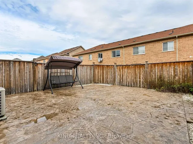 Additional image 24 of 23 Wall St