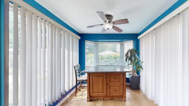 Additional image 17 of 14 Myna Crt