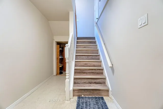 Additional image 30 of 16 Vogue Crt