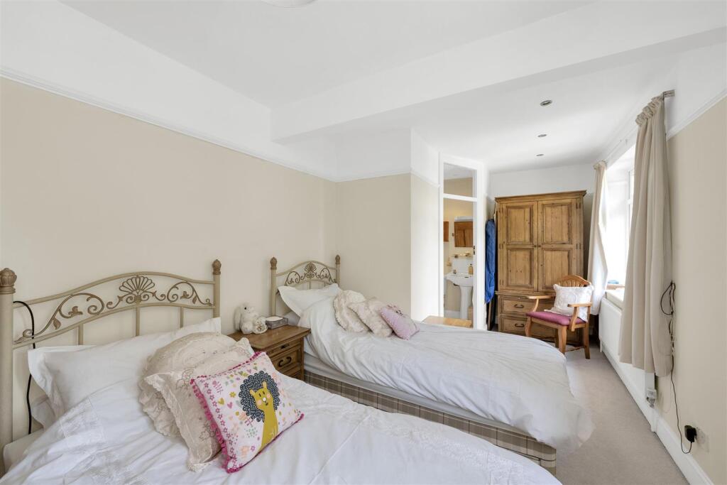 Additional image 26 of Watford Road, St. Albans