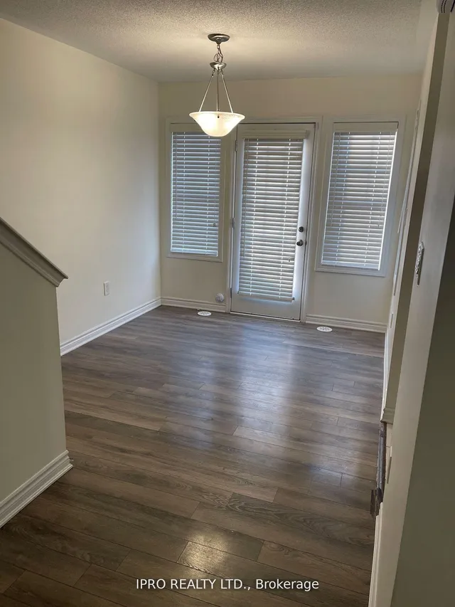 Additional image 9 of 114 FROST Crt