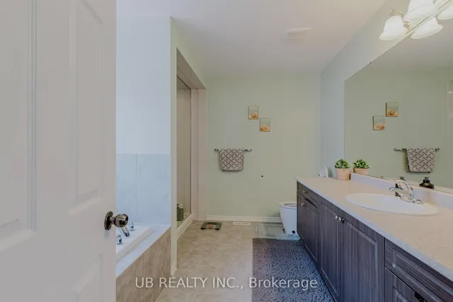 Additional image 15 of 8 Menzies St