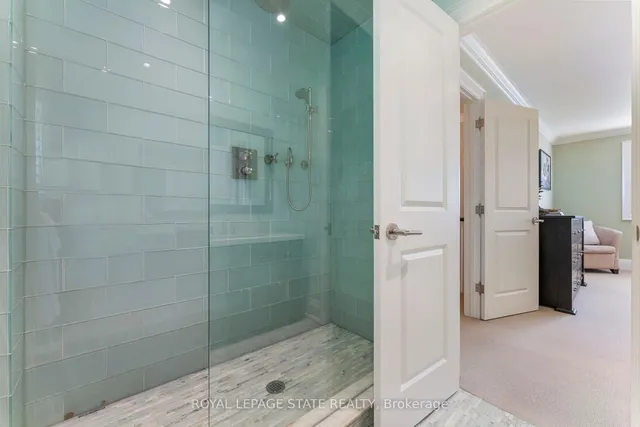 Additional image 30 of 1511 Jasmine Cres