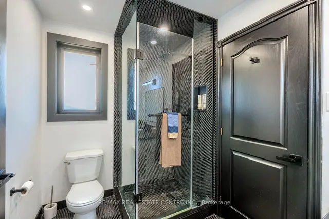 Additional image 39 of 4 Earlidawn Crt