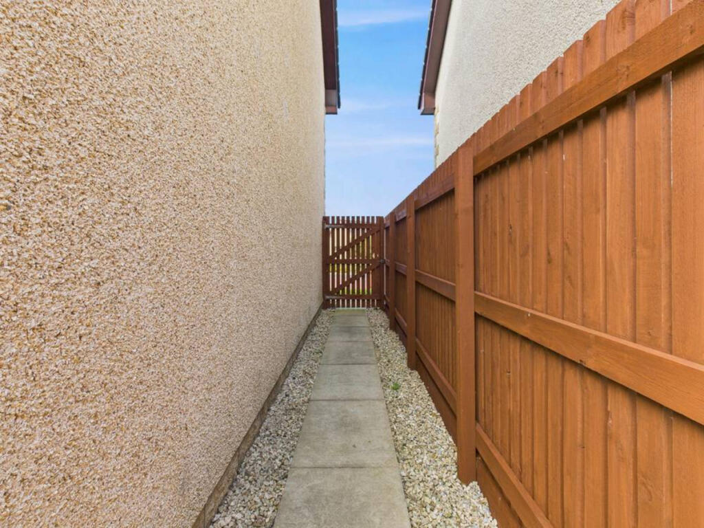 Additional image 30 of Ewen Crescent, Macduff, AB44
