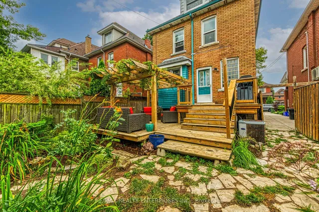 Additional image 37 of 67 Kensington Ave