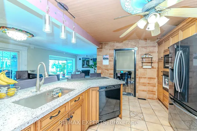 Additional image 11 of 8 EASTON Pl