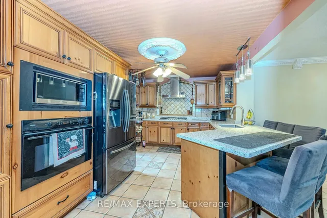 Additional image 10 of 8 EASTON Pl