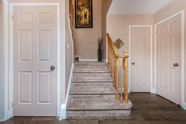 Additional image 13 of 17 Saddletree Tr