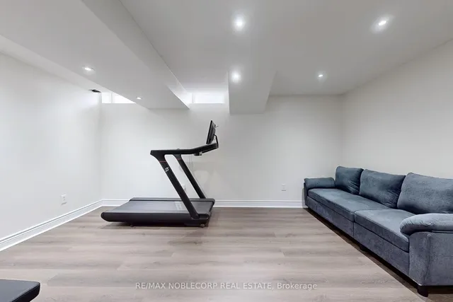 Additional image 34 of 130 Rockgarden Tr Unit 145