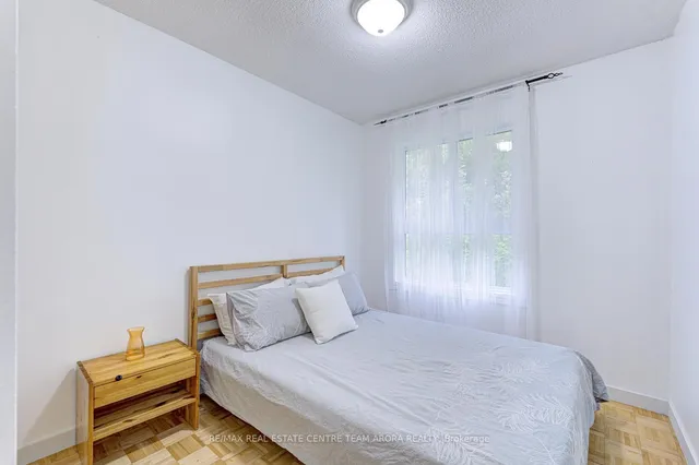 Additional image 29 of 90 Dawson Cres Unit 90