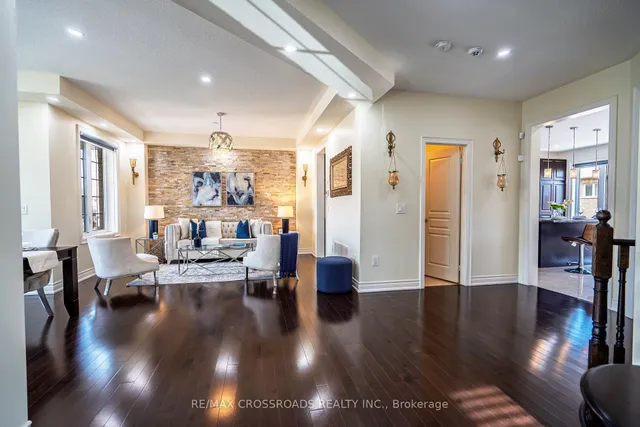 Additional image 7 of 119 Russell Creek Dr