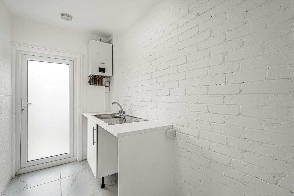 Additional image 7 of Breakmead, Welwyn Garden City, Hertfordshire, AL7