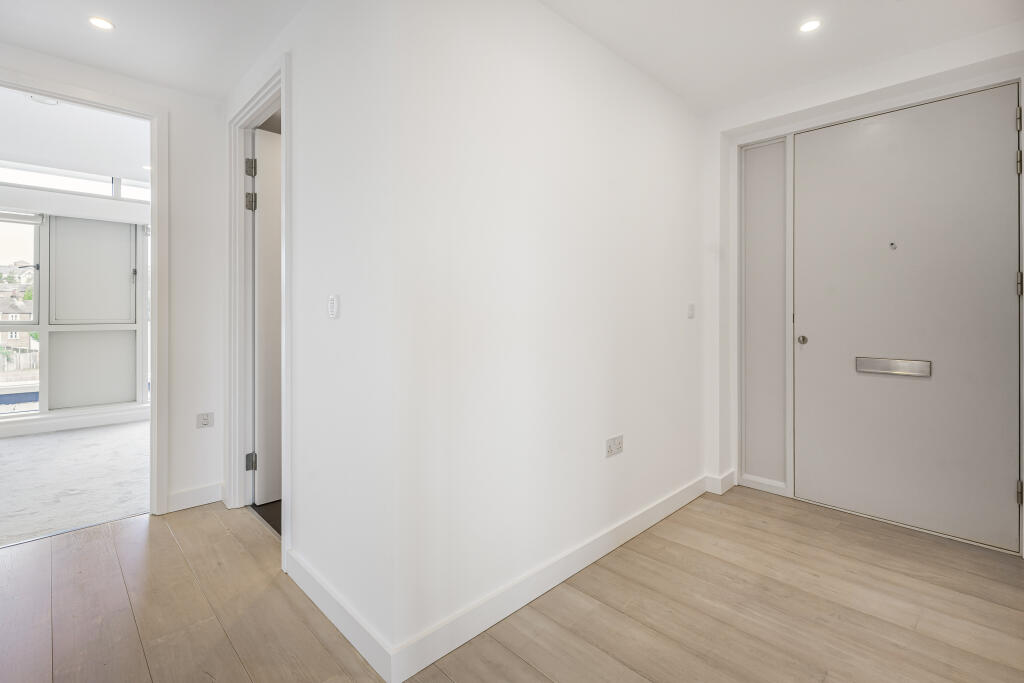 Additional image 14 of Gabriel Square, St. Albans, Hertfordshire, AL1